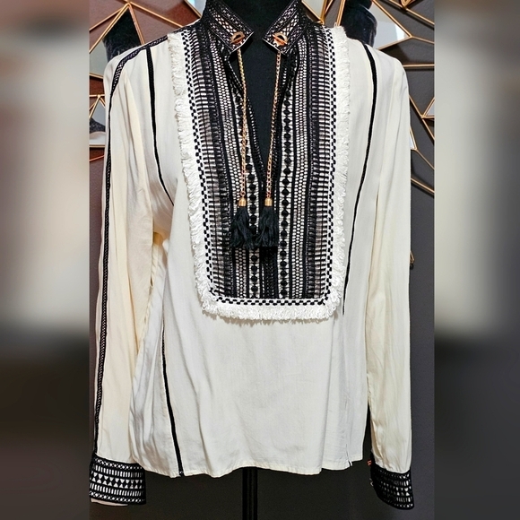 NWT SMF Manana Tassle Long Sleeve Top - Picture 1 of 7